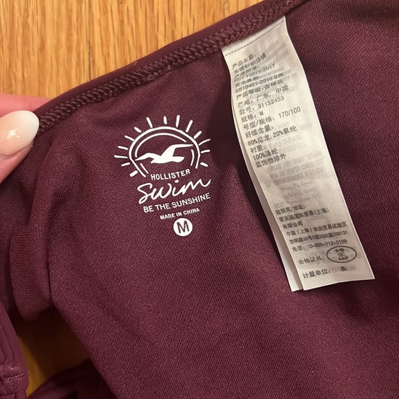 Hollister burgundy bikini - Picture 5 of 5
